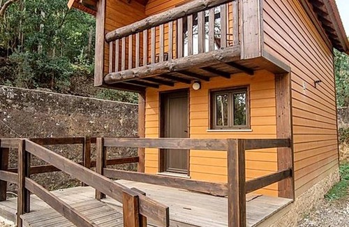 Branca Chalet De Esquí | Homerez - Chalet a la montaña para 2 pers. con piscina compartida y balcón