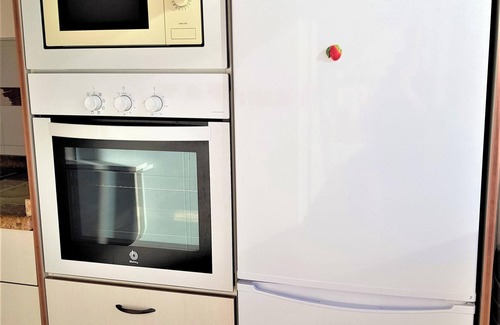 Tavernes de la Valldigna Apartamento | Homerez - Appt Tavernes de la Valldigna, vista al mar