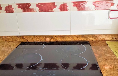 Tavernes de la Valldigna Apartamento | Homerez - Appt Tavernes de la Valldigna, vista al mar