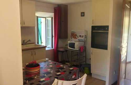 Morsiglia Casa | Homerez - ¡A 20 m de la playa! Casa para 4 pers. con vistas al mar en Centuri