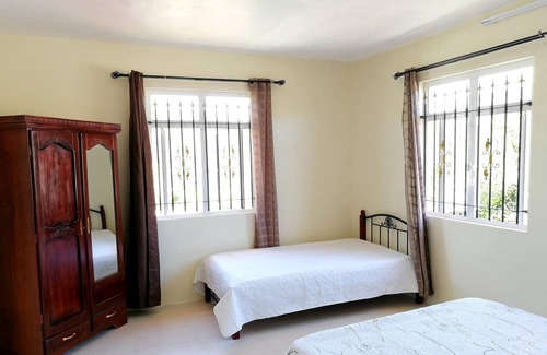 Trou aux Biches Apartamento | Homerez - 300 m away from the beach! Appartement for 5 ppl. at Trou-aux-Biches