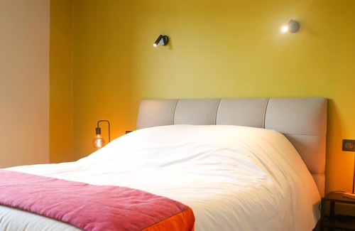 Chanaleilles Casa | Homerez - Amazing house for 14 ppl. with balcony at Chanaleilles
