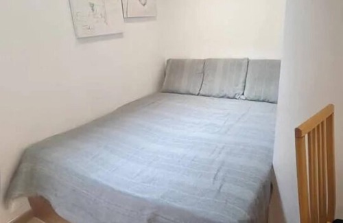 Pourrieres Apartamento | Homerez - Apartment in Pourrières with Terrace