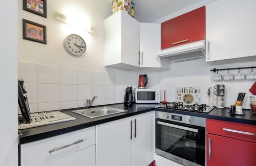 Centre Ville Rive Gauche Apartamento | Homerez - Apartamento en Rouen, balcón, vista ciudad.