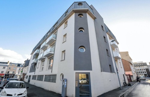 Centre Ville Rive Gauche Apartamento | Homerez - Apartamento en Rouen, balcón, vista ciudad.