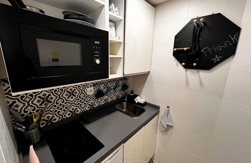 Cártama Apartamento | Homerez - Apto en Cártama, terraza.