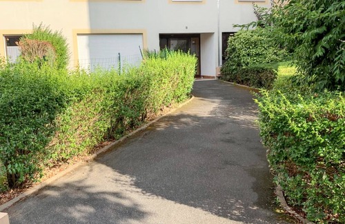 Melun Apartamento | Homerez - Espectacular apartamento para 6 pers. con balcón en Melun