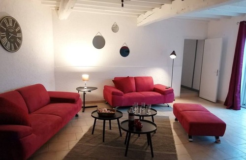 Bellegarde-Poussieu Casa | Homerez - Big house for 14 ppl. with swimming-pool, sauna, jacuzzi and terrace