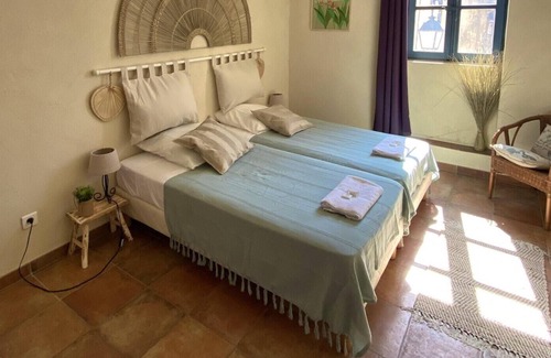 Montfrin Casa | Homerez - Big house for 15 ppl. with terrace at Montfrin