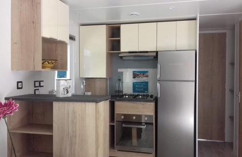 Coulanges Casa | Homerez - Bungalow en Onzain con piscina