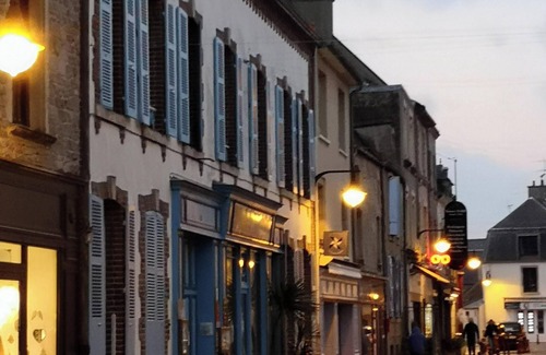 Saint-Vaast-la-Hougue Apartamento | Homerez - Cómodo apartamento en Saint-Vaast-la-Hougue