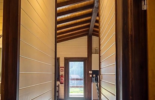 Branca Chalet De Esquí | Homerez - Chalet a la montaña para 4 pers. con piscina compartida y balcón