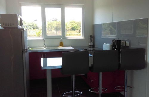 Macouria Casa | Homerez - Casa acogedora en Macouria con jardín y aire acondicionado.