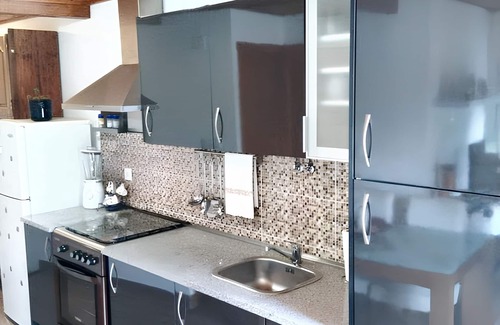 Vila Verde Casa | Homerez - Casa encantadora con vistas al lago y montañas en Rendufe