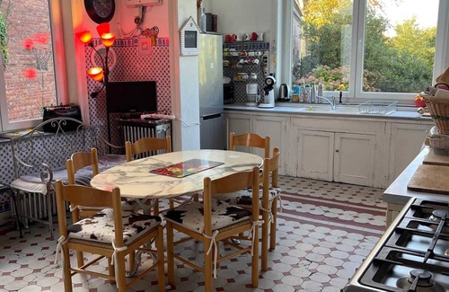 Bailleul Casa | Homerez - Casa acogedora con piscina privada en Bailleul