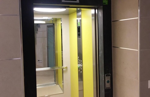 Orihuela Apartamento | Homerez - Bonito apartamento para 6 pers. con terraza y balcón en Orihuela