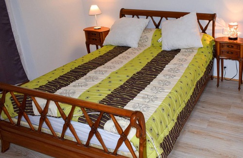 Channay-sur-Lathan Casa | Homerez - Bonita casa para 6 pers. con jardín y terraza en Channay-sur-Lathan
