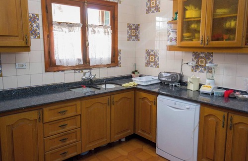 Chulilla Villa | Homerez - Villa pintoresca en Chulilla con piscina privada
