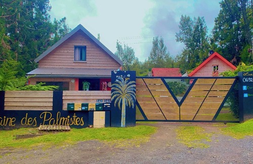 La Plaine-des-Palmistes Casa | Homerez - Bungalow in La Plaine des Palmistes