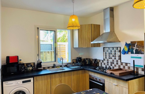 Saint-Joseph Casa | Homerez - Spacious House with Pool and Jacuzzi in Vincendo