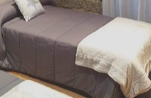 Meis Casa | Homerez - Spacious house 14 km away from the beach for 6 ppl. at A Sobreira