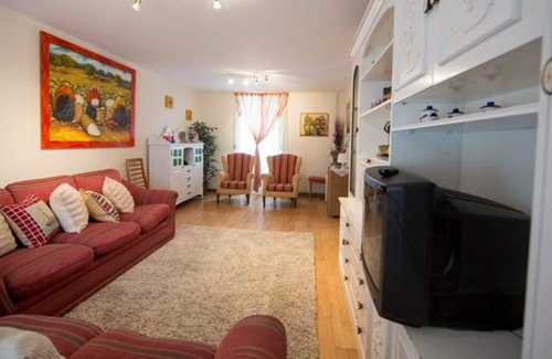 Rua de Francos Casa | Homerez - Espaciosa casa para 7 pers. con balcón en Teo