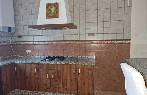 Pruna Villa | Homerez - Villa espaciosa con piscina en Pruna