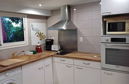 Sainte-Anne Apartamento | Homerez - Estudio en Sainte-Anne