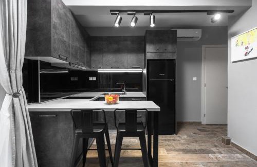 Kallithea Apartamento | "HoMes" II, The aRt BoutiQue experience by Lou Lenny