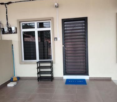 Sepang Casa | Homestay Arisya