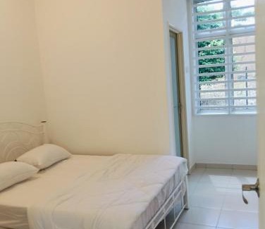 Kuantan Casa | Homestay Garden view