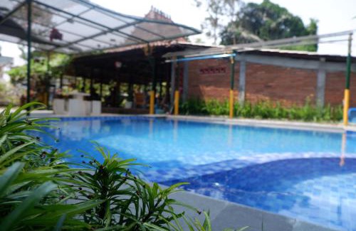 Sinduharjo Casa | Homestay Joglo Seruni Syariah