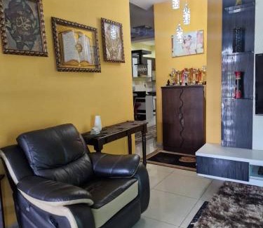 Ayer Molek Casa | HOMESTAY RIZQI - MUS LIM Only