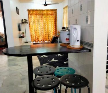 Tanjung Tanah Merah Apartamento | Homestay Wadi A5-5-4 @ Laguna Condo Resort