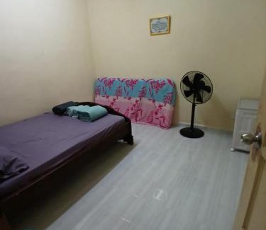 Kawasan Perindustrian Chendering Casa | Homestay Wanjanah