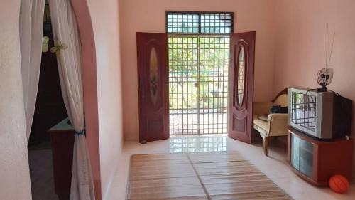 Cherang Ruku Casa | Homestay Zahra Sri Bayu