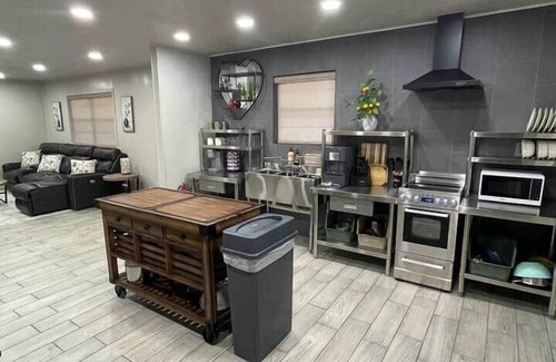 Hugo Casa | HomeSuite Cabin | Near Casino & Hugo Lake