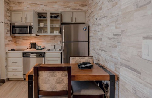 Bedford Hotel | Homewood Suites by Hilton Ft. Worth-Bedford