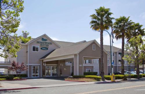 East Peralta Hotel | Homewood Suites by Hilton - Oakland Waterfront