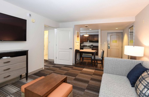 Florence Hotel | Homewood Suites Cincinnati Airport