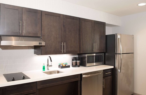 North Charleston Hotel | Homewood Suites by Hilton North Charleston