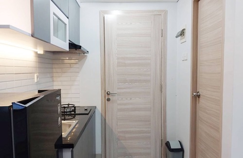 Pogung Lor Apartamento | Homey And Cozy Living Studio Taman Melati Sinduadi Apartment