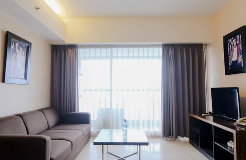 Braga Apartamento | Homey And Spacious 3Br Apartment At Braga City Walk