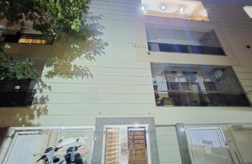 Vaishali Apartamento | Homlee-Gokul 4BHK Flat-Lift-Parking-Max vaishali-Terrace