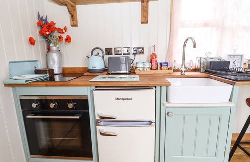 Woodhall Spa Casa | Honeybee Lodge