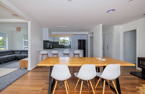 Kerikeri Casa | Hook and Line Hideaway - Kerikeri Holiday Home