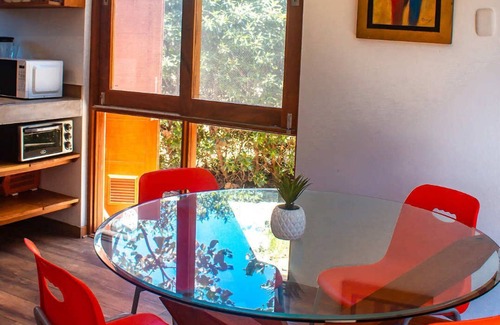 Ica Villa | HOP Munay: Espiritual y acogedora, con gran jardín