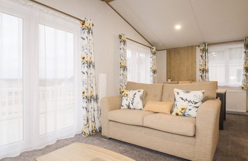 Grampound Cabina | HORIZON LODGE, family friendly, with pool in Polgooth