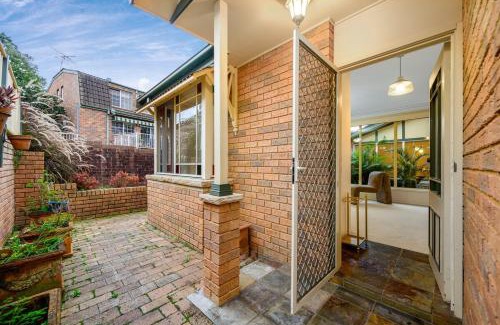 Hornsby Casa | Hornsby Stay Near Station & Shops