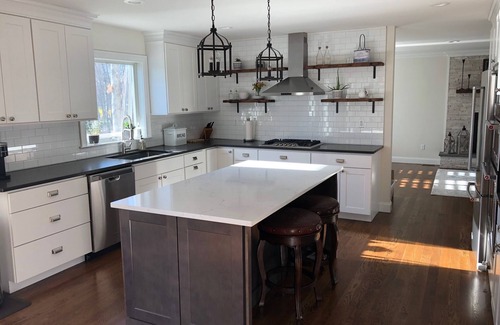 Somers Casa | Horse Shows, Festivals & Long-Term Comfort